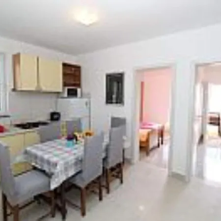Apartment Two Bedroom With Terrace-a3